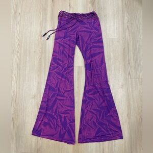 Mijo by Michelle Jonas purple with fuchsia print yoga pants size Small